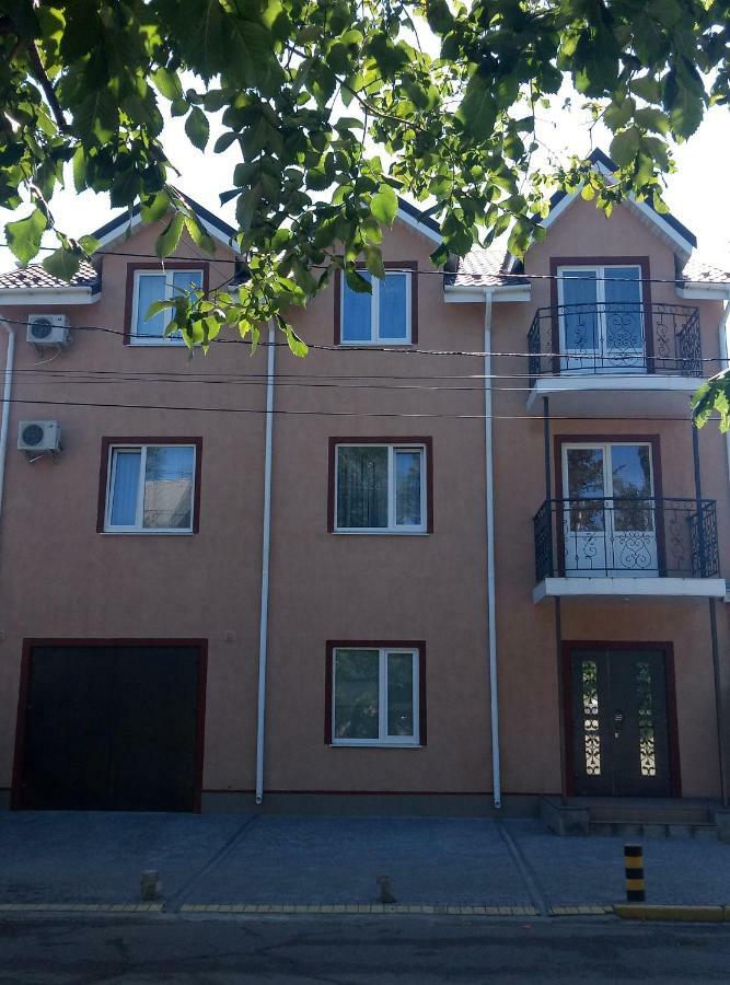 Apartament On Komarova 29 Вулиця Комарова 29 Kropîvnîțkîi Exterior foto