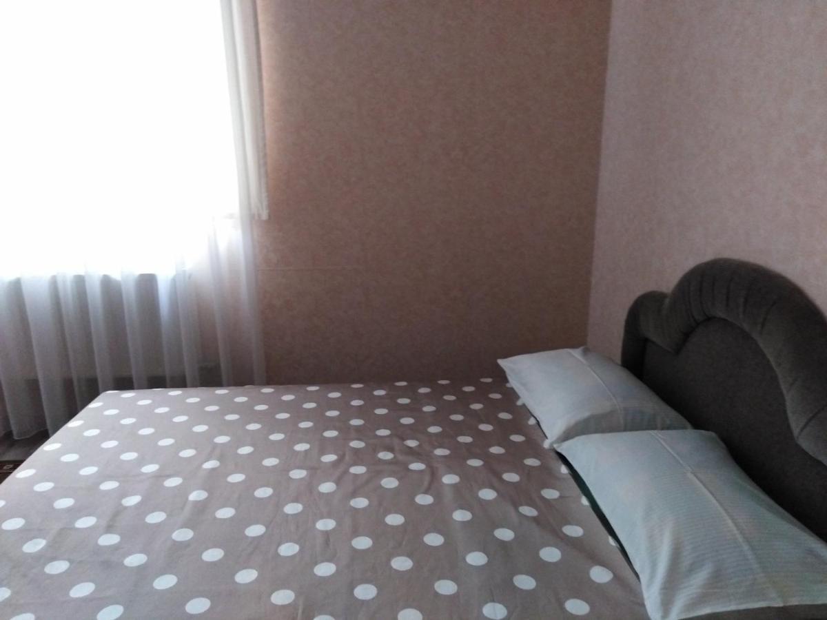 Apartament On Komarova 29 Вулиця Комарова 29 Kropîvnîțkîi Exterior foto